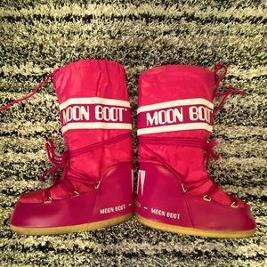 Pink moon boots